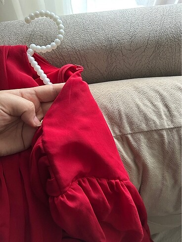 Drapeli kolları tül kırmızı elbise - Görsel 5