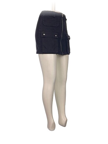 Bershka Bershka Mini Etek %70 İndirimli.