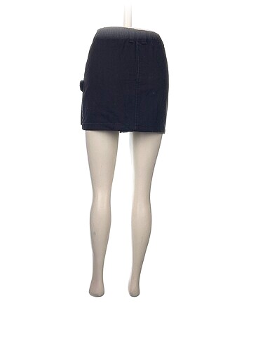 36 Beden Bershka Mini Etek %70 İndirimli.