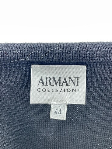 44 Beden siyah Renk Armani Deri Ceket %70 İndirimli.