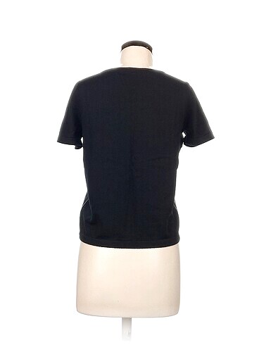 40 Beden Armani Bluz %70 İndirimli.