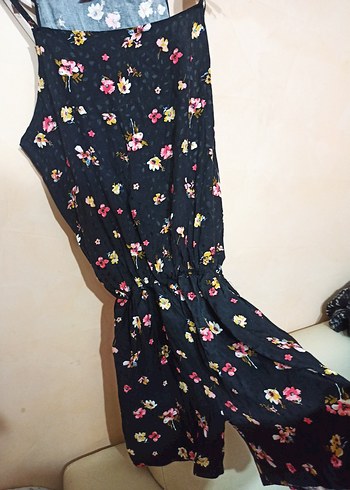 Siyah Çiçek Desenli Mini Tulum - Görsel 5