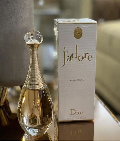 Jadore kadın parfüm 100 ml Notaları sitrus, mandalina portakalı