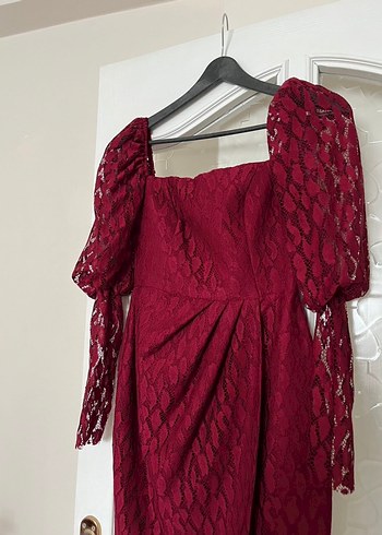 Bordo Dantel Detaylı Midi Elbise - Görsel 2