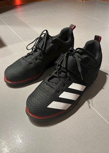Adidas 44