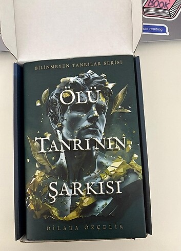 Ölü Tanrının Şarkısı