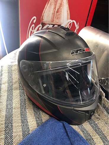 Rs2 kask