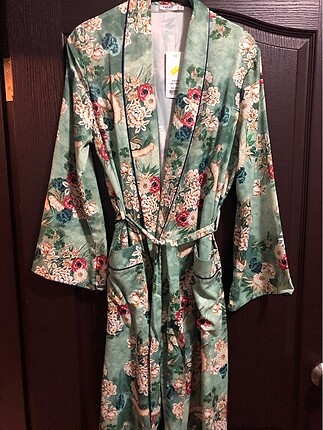 Zara kimono