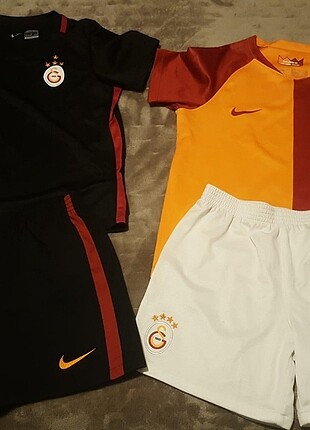 Orjınal cocuk galatasaray forması