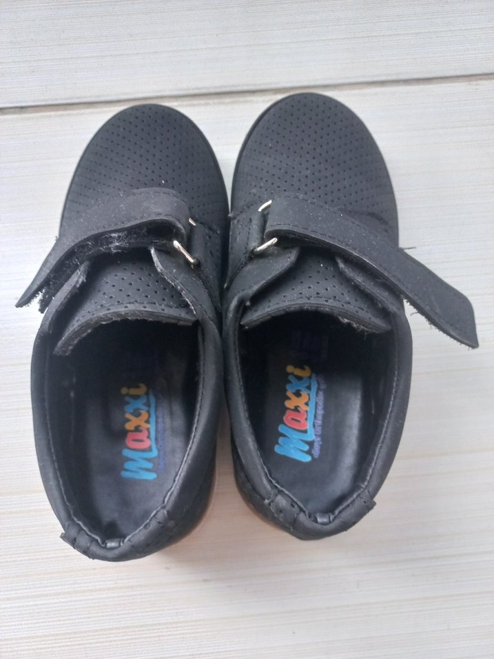 26 Numara Erkek Çocuk Siyah Cırt Cırtlı Günlük Ayakkabı - Görsel 3