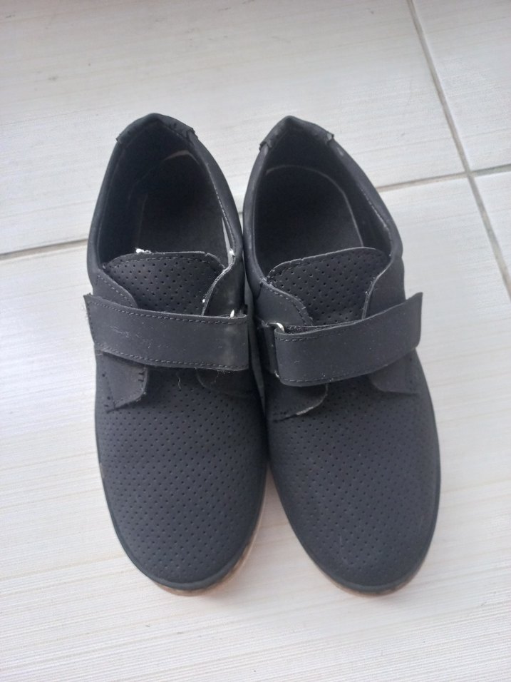 33 Numara Erkek Çocuk Siyah Cırt Cırtlı Günlük Ayakkabı - Görsel 2