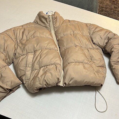 stradivarius mont
