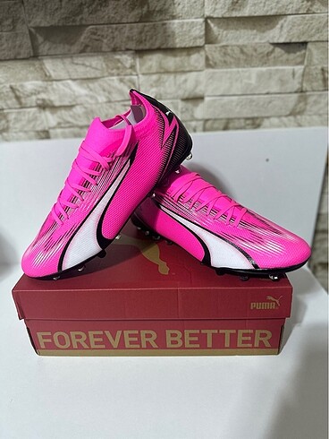 Puma Ultra Halı Saha Taban