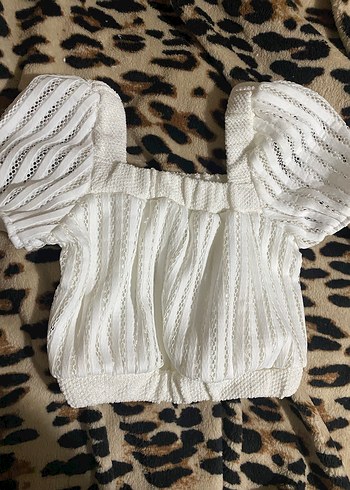 Dantel Detaylı Beyaz Kısa Kollu Bluz - Görsel 2