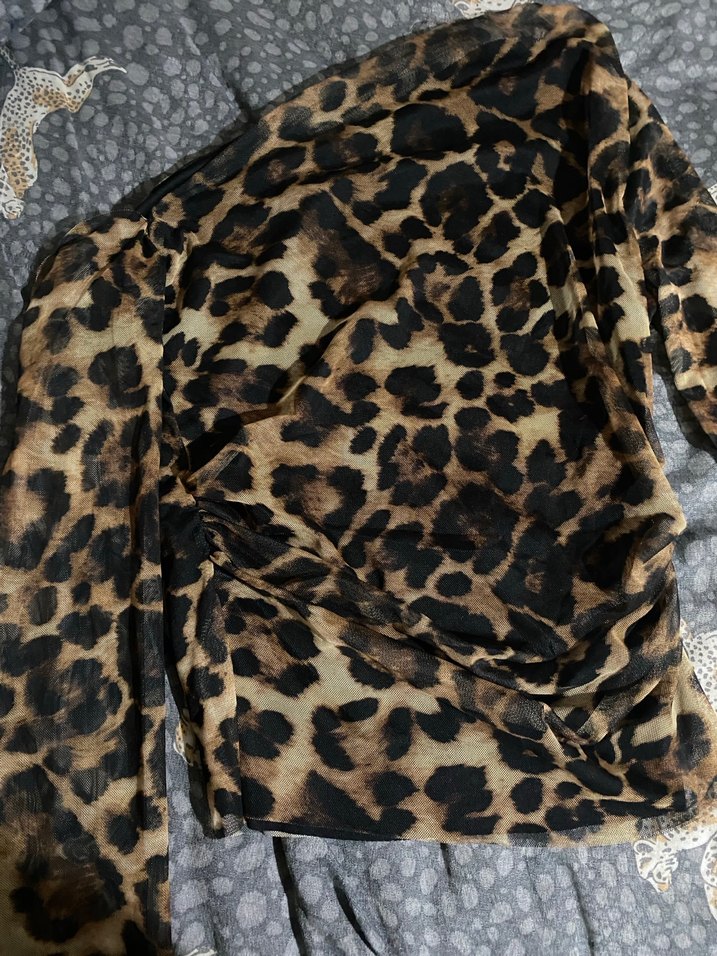 Kahverengi Leopar Desenli Uzun Kollu Tül Bluz - Görsel 2