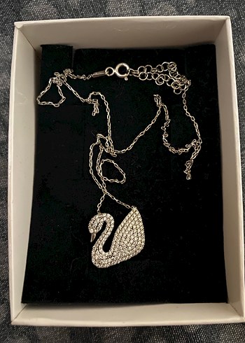 Gümüş, Zincir Detaylı Parlak Kuğu Kolye - Görsel 2