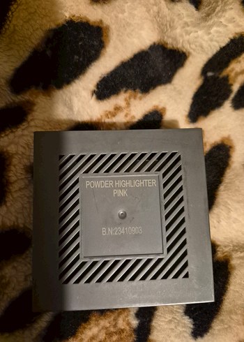 Alix Avien Paris Powder Highlighter - Görsel 4