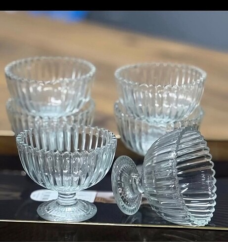 6 lı ayaklı cam dondurma kasesi