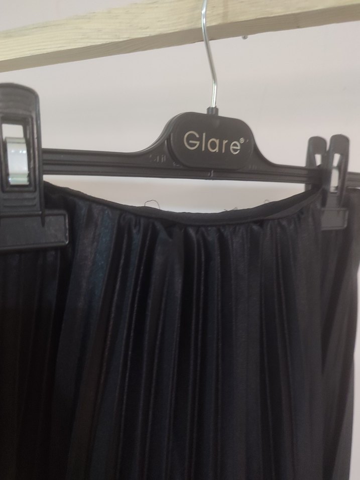 Siyah Pilili Uzun Kadın Etek - Görsel 3