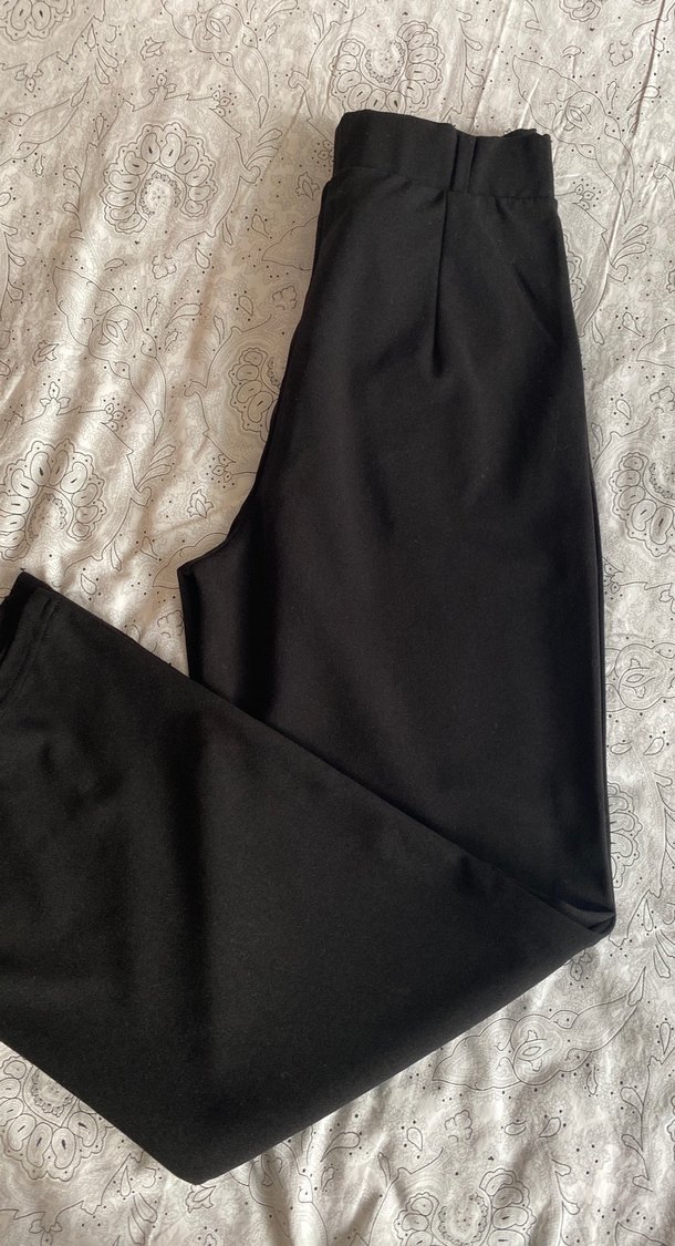 Siyah bol paça likralı pantolon - Görsel 4