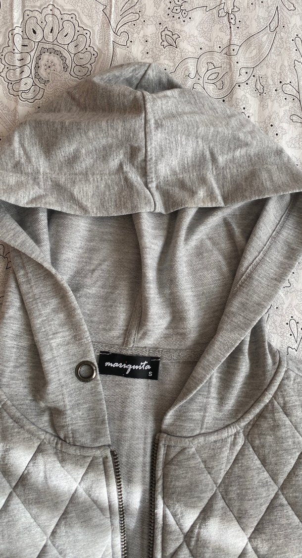 Kapüşonlu Gri  kapitone Kadın Yelek - Görsel 3