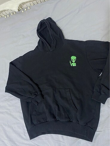Sweatshirt az kullanılmış temiz