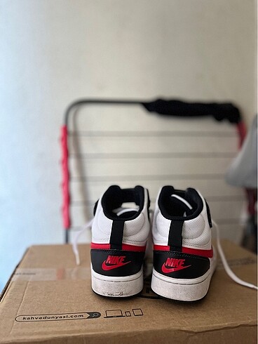 37,5 Beden Nike ayakkabı