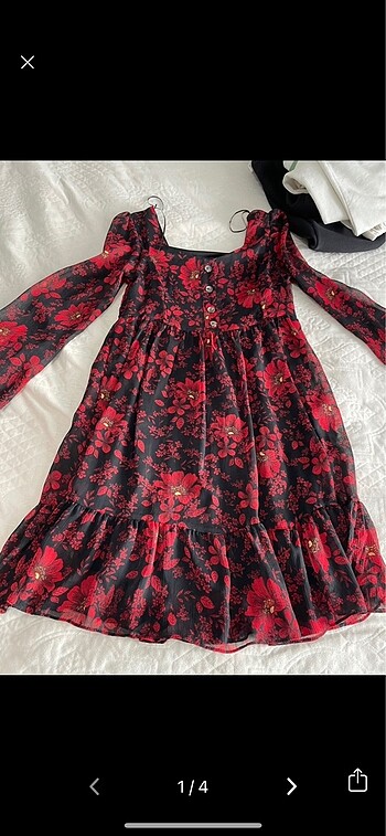bordo çiçekli elbise