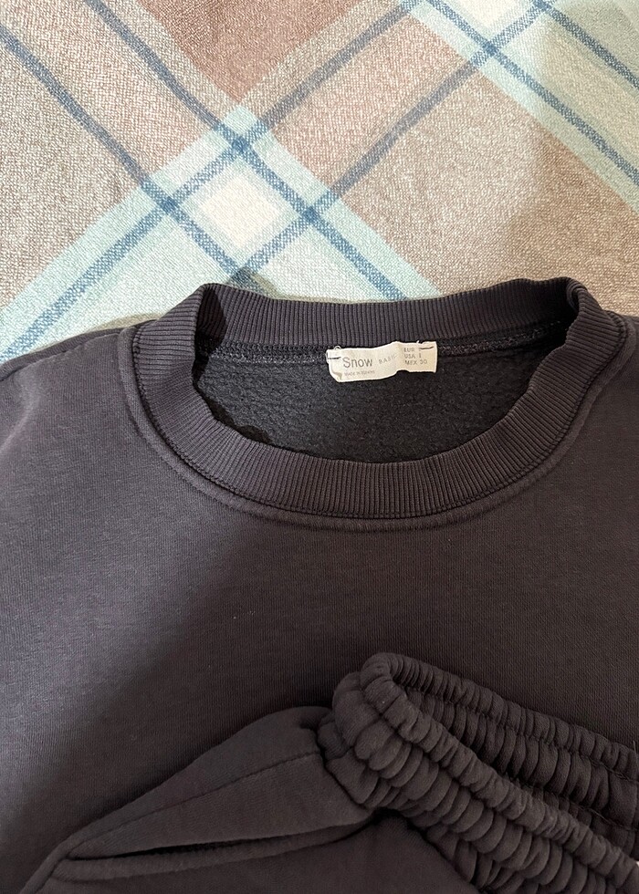 Gri eşofman takımı - Görsel 3