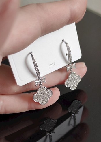 Van Cleef Model Zirkon Taşlı Küpe - Görsel 3