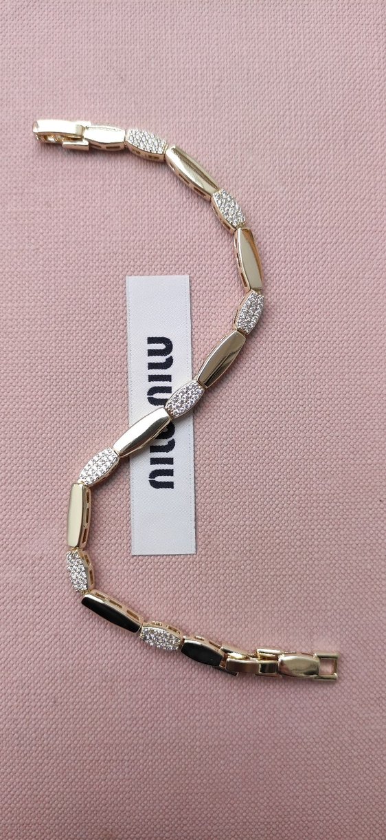 Parlak Altın Renkli Bileklik - Görsel 2