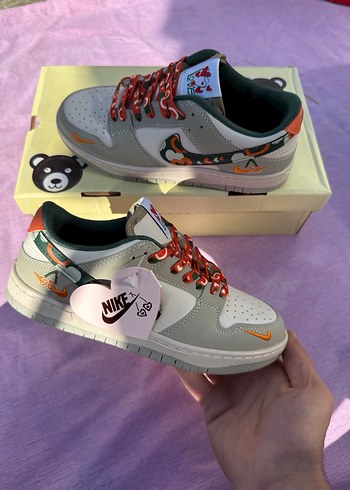 Nike kirazlı - Görsel 2