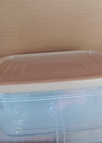 Diğer Beyaz Kapaklı Plastik Saklama Kapları Seti