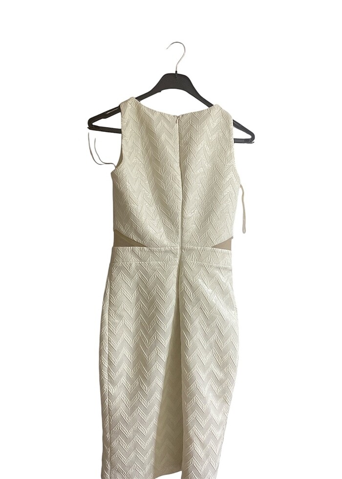 Bel detaylı midi elbise - Görsel 2