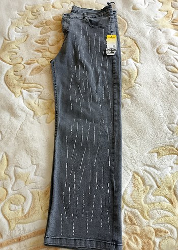 Gri Payetli Nakışlı Kadın Jean - Görsel 5