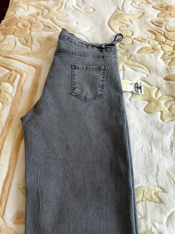 Gri Payetli Nakışlı Kadın Jean - Görsel 4