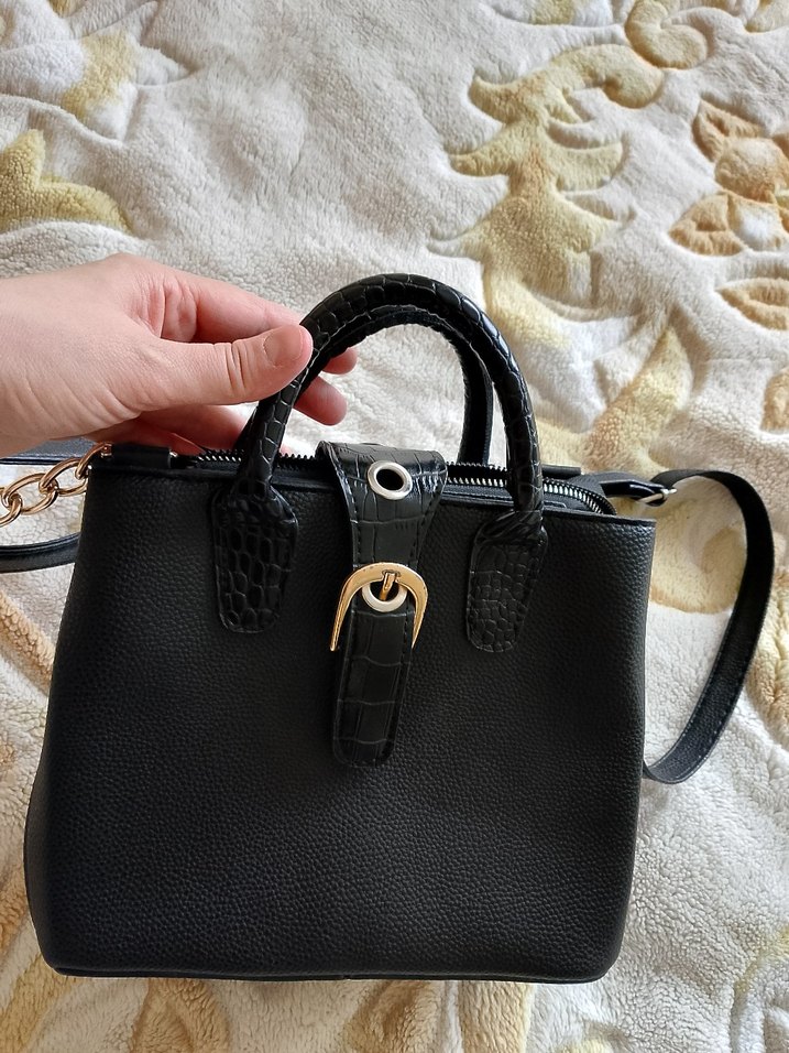 Siyah Deri Omuz Çantası Tokalı - Görsel 2