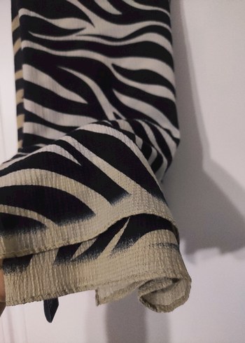 Diğer Kadın Pilili Zebra Desenli Kahverengi Şal