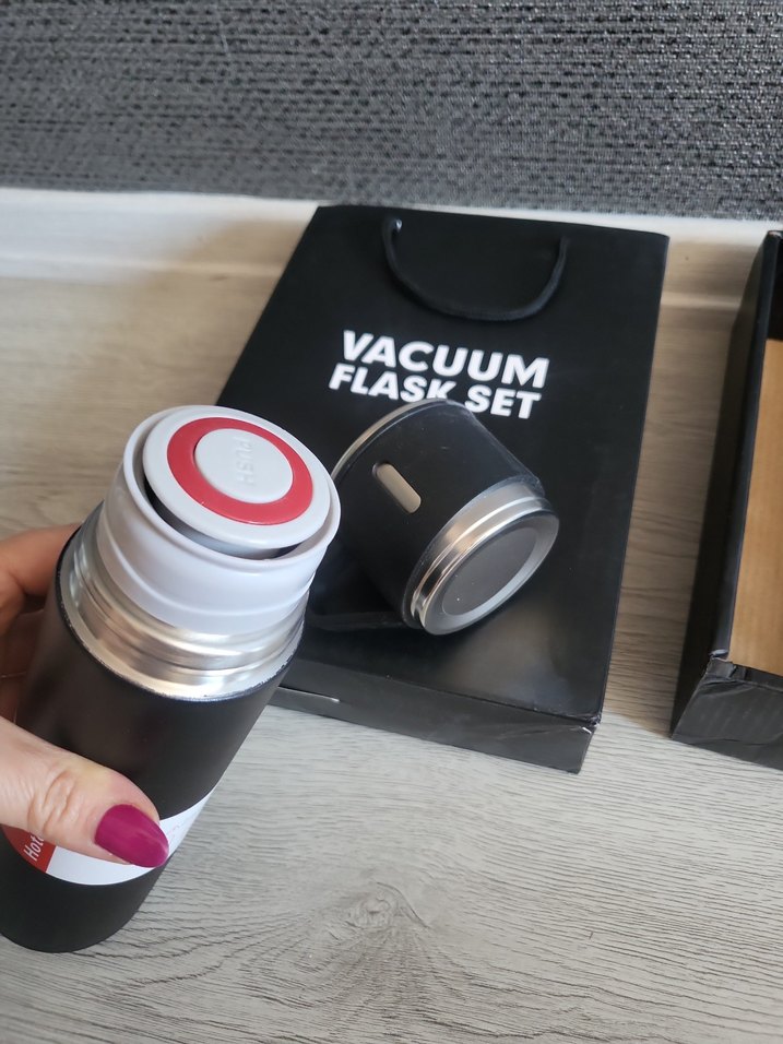 Siyah Vakumlu Termos Seti - Görsel 3