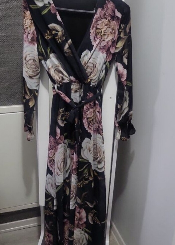 Uzun çiçekli şifon elbise - Görsel 2