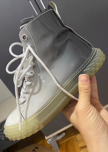 Giuseppe Zanotti Beyaz Gri sezonluk bot