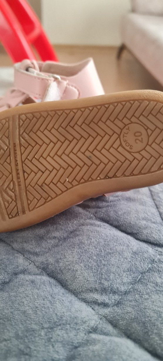 Kız Çocuk Pembe Tokalı Sandalet - Görsel 3