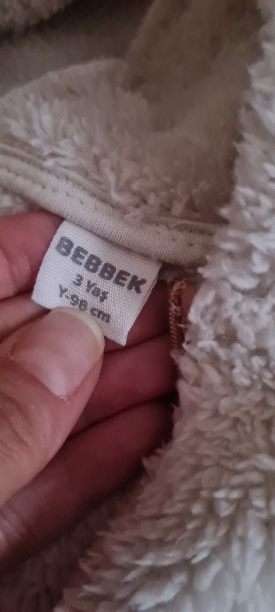 Kapüşonlu Bej Örgü Bebek Takımı - Görsel 2