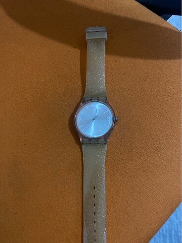 simli kordonlu swatch saat - Görsel 2