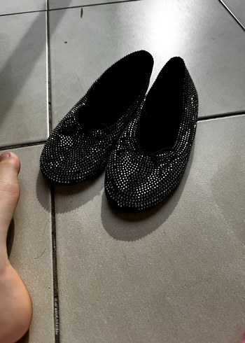 Parlak Taşlı Siyah Dolgu Topuklu Kadın Babet - Görsel 3