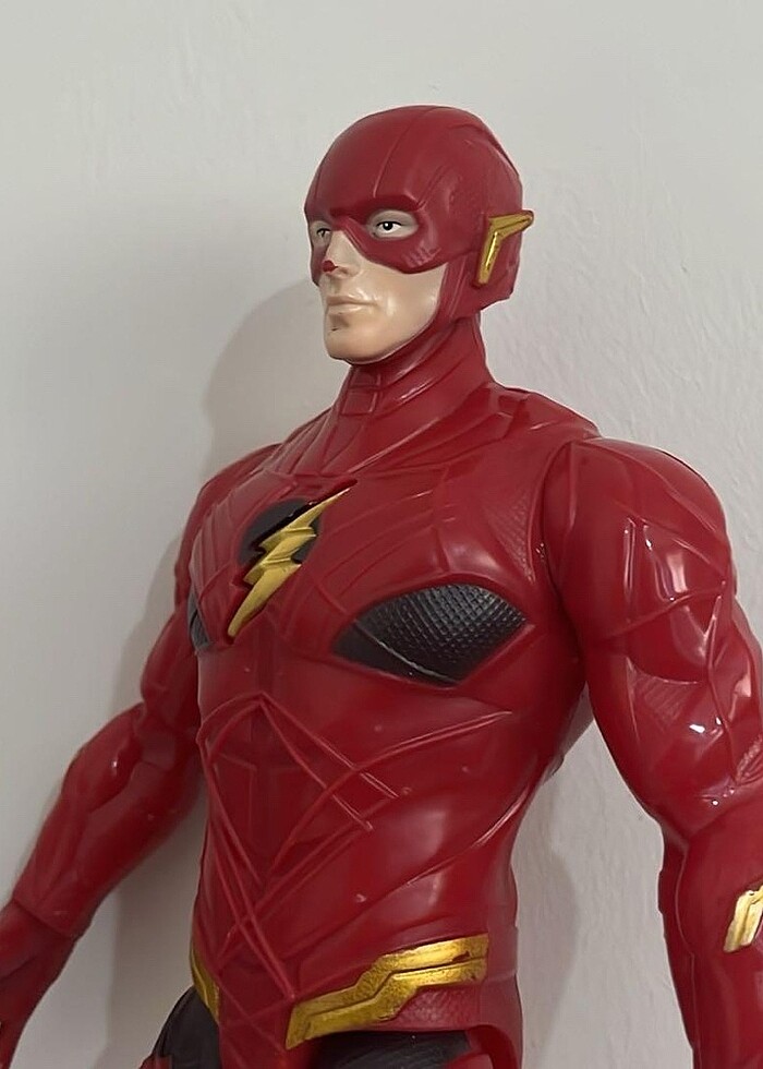 Flash 30 cm. Eklemleri hareketli marvel oyuncağı - Görsel 2