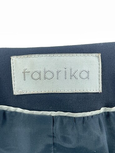 36 Beden lacivert Renk Fabrika Ceket %70 İndirimli.