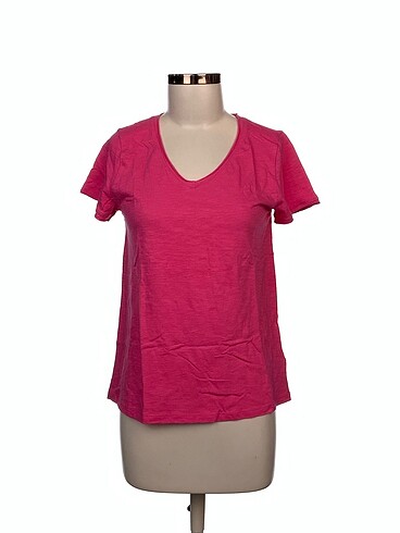 Defacto T-shirt %70 İndirimli.