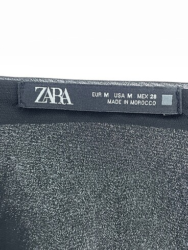 m Beden siyah Renk Zara Bluz %70 İndirimli.