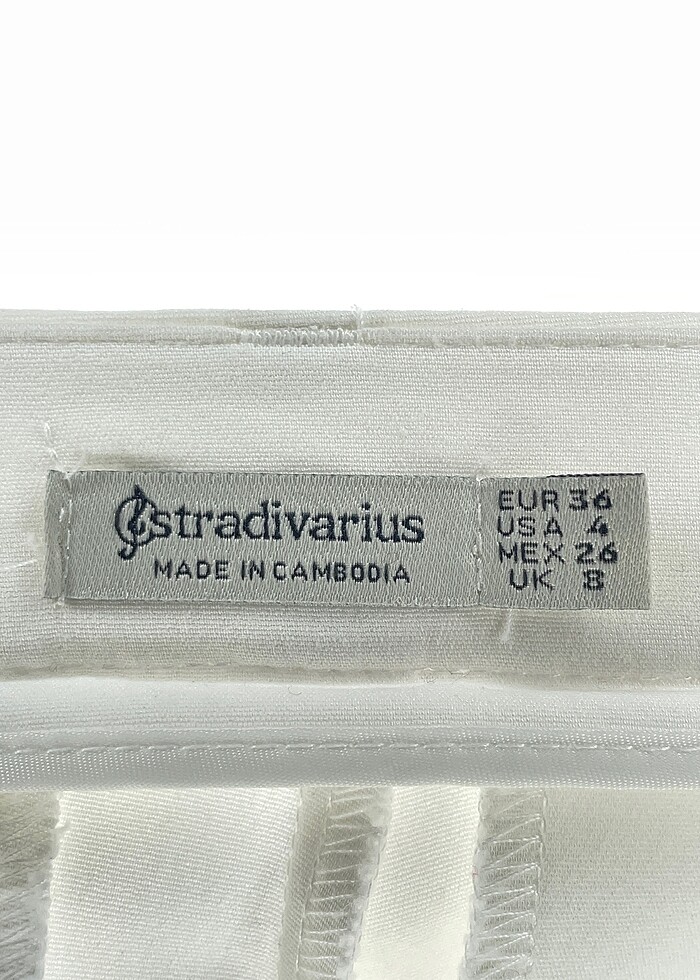 Stradivarius Düz Kesim %70 İndirimli. - Görsel 4